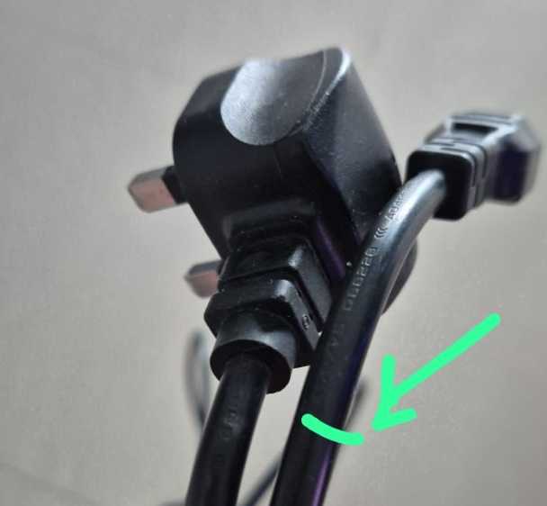 UK plug with cable to be cut