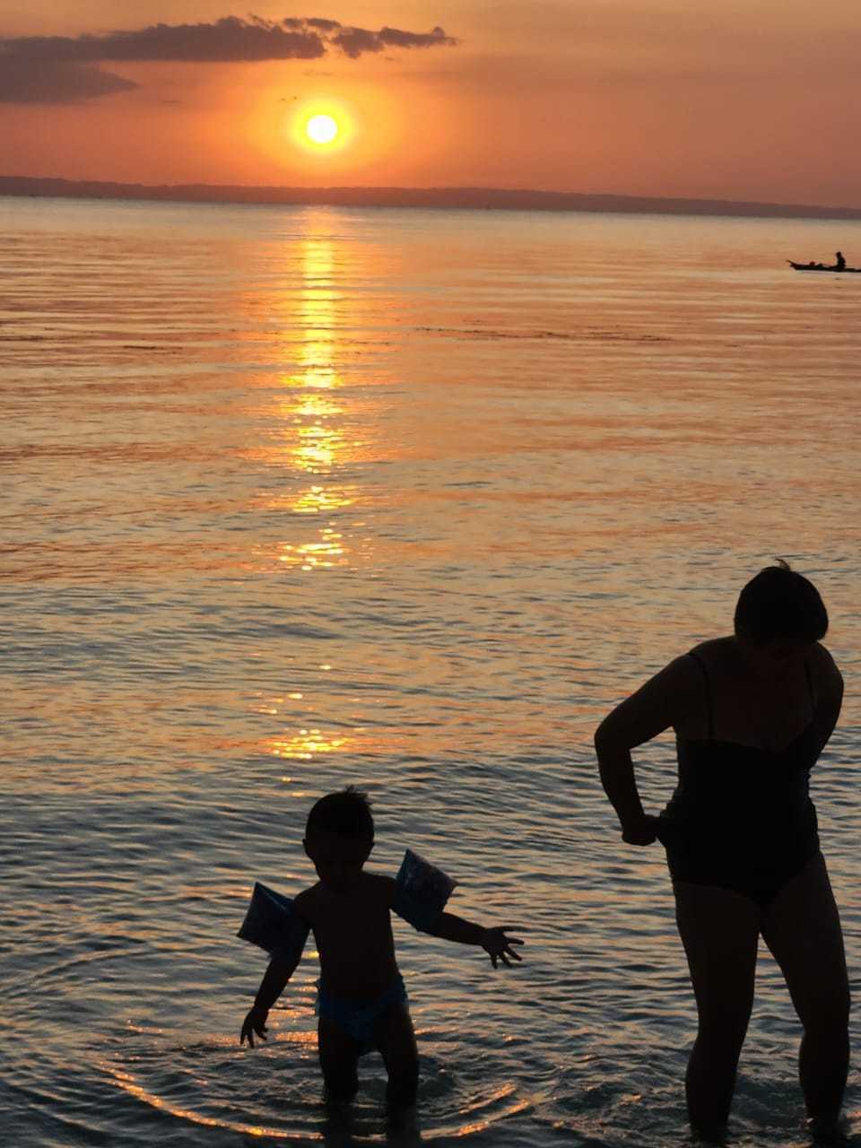 Camotes sunset - paradise requires preparation